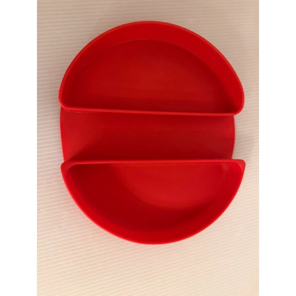 Silicone omelette maker red storage